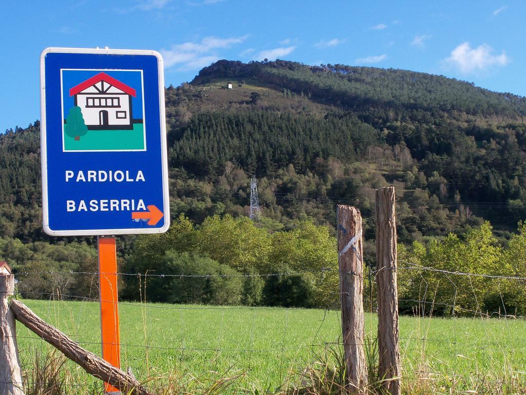 Pardiola Baserria Эрнани Экстерьер фото